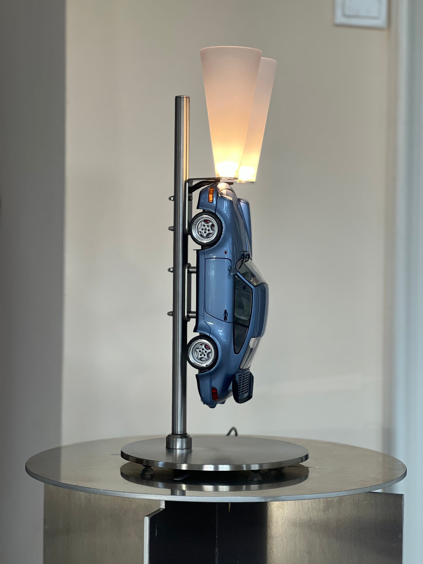 ArtCar Lampe Porsche 964 Turbo Horizontblau