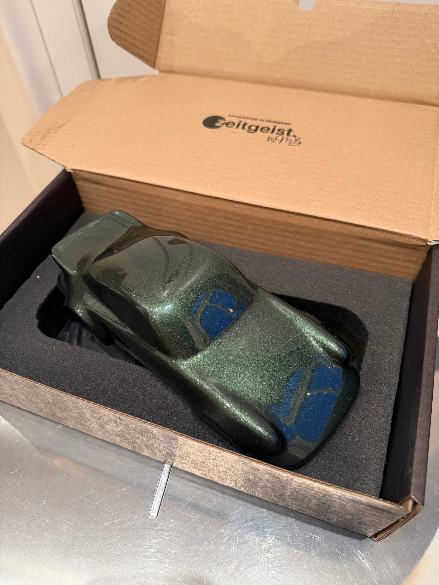 ArtCar Sculpture | 964 Oak Green Metallic