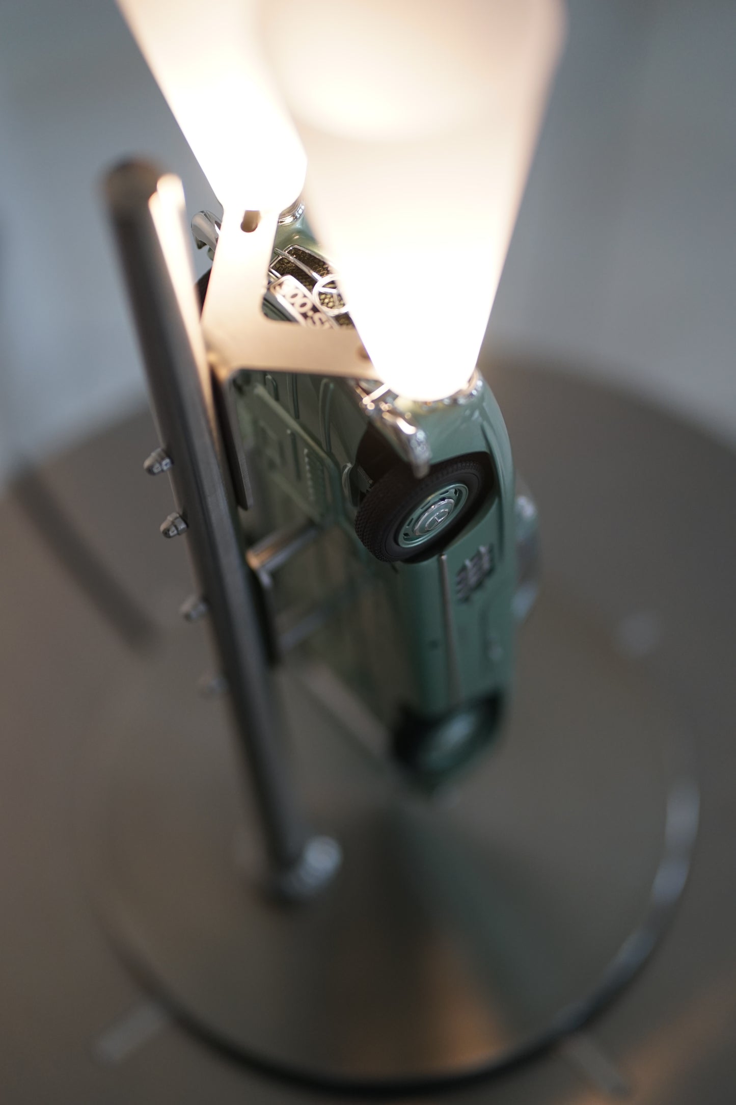 ArtCar Lampe Mercedes 300 SL nelkengrün