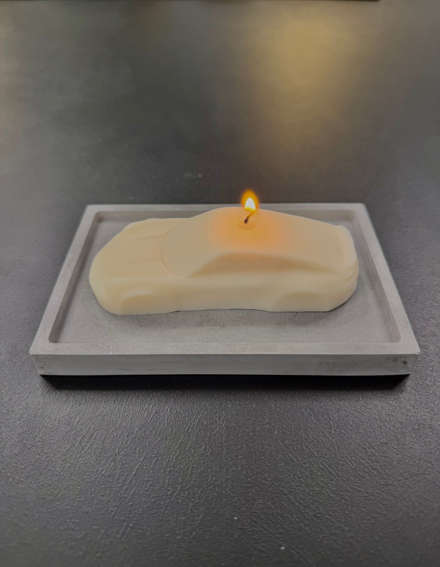 Porsche 992 scented candle
